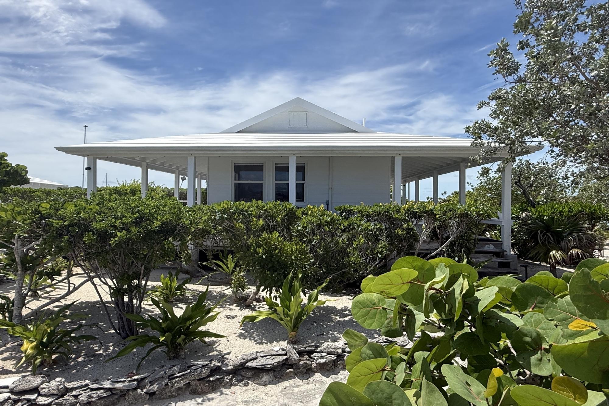 DILLY CAY