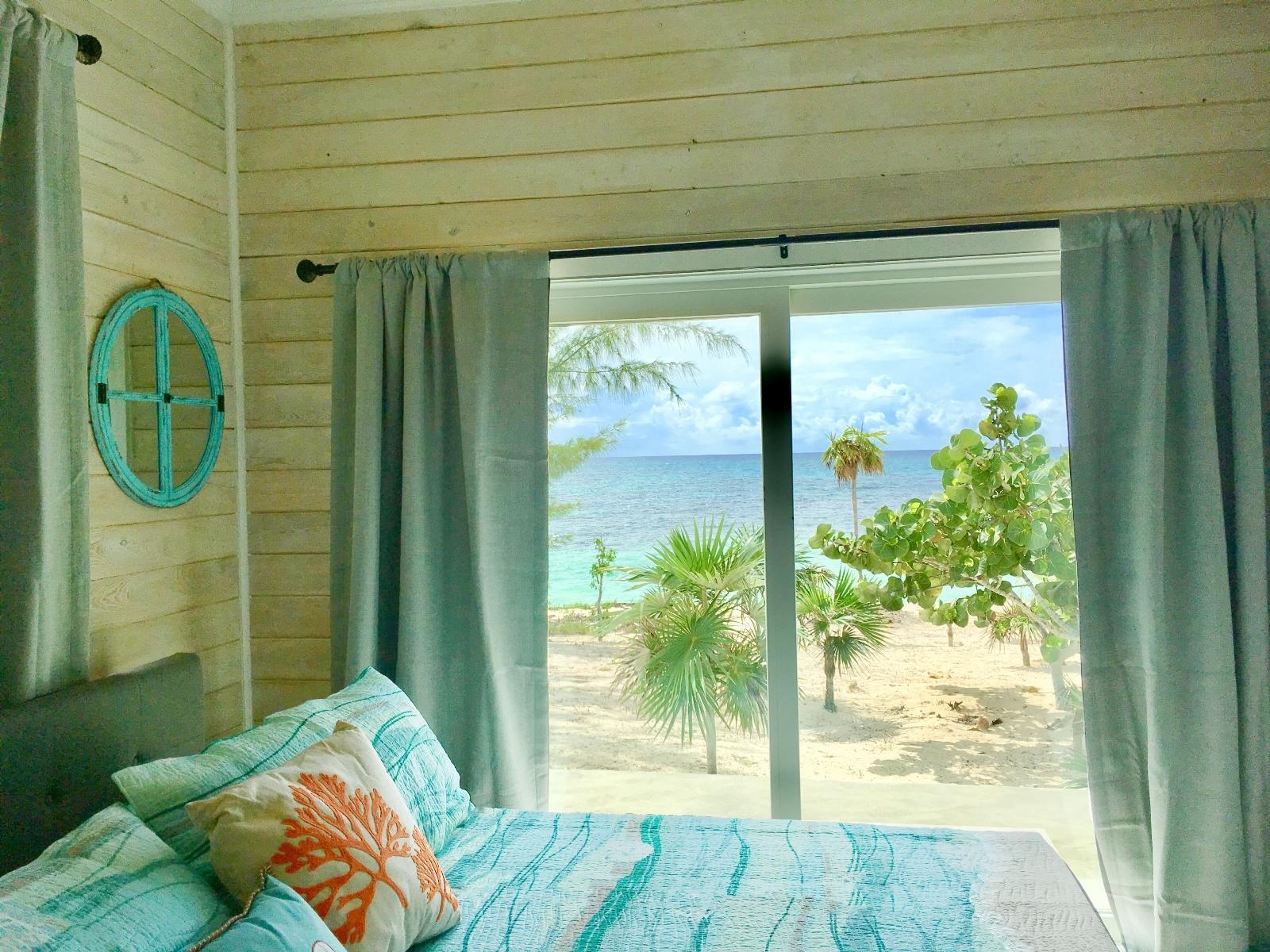 BEACHFRONT HOME PORT HOWE