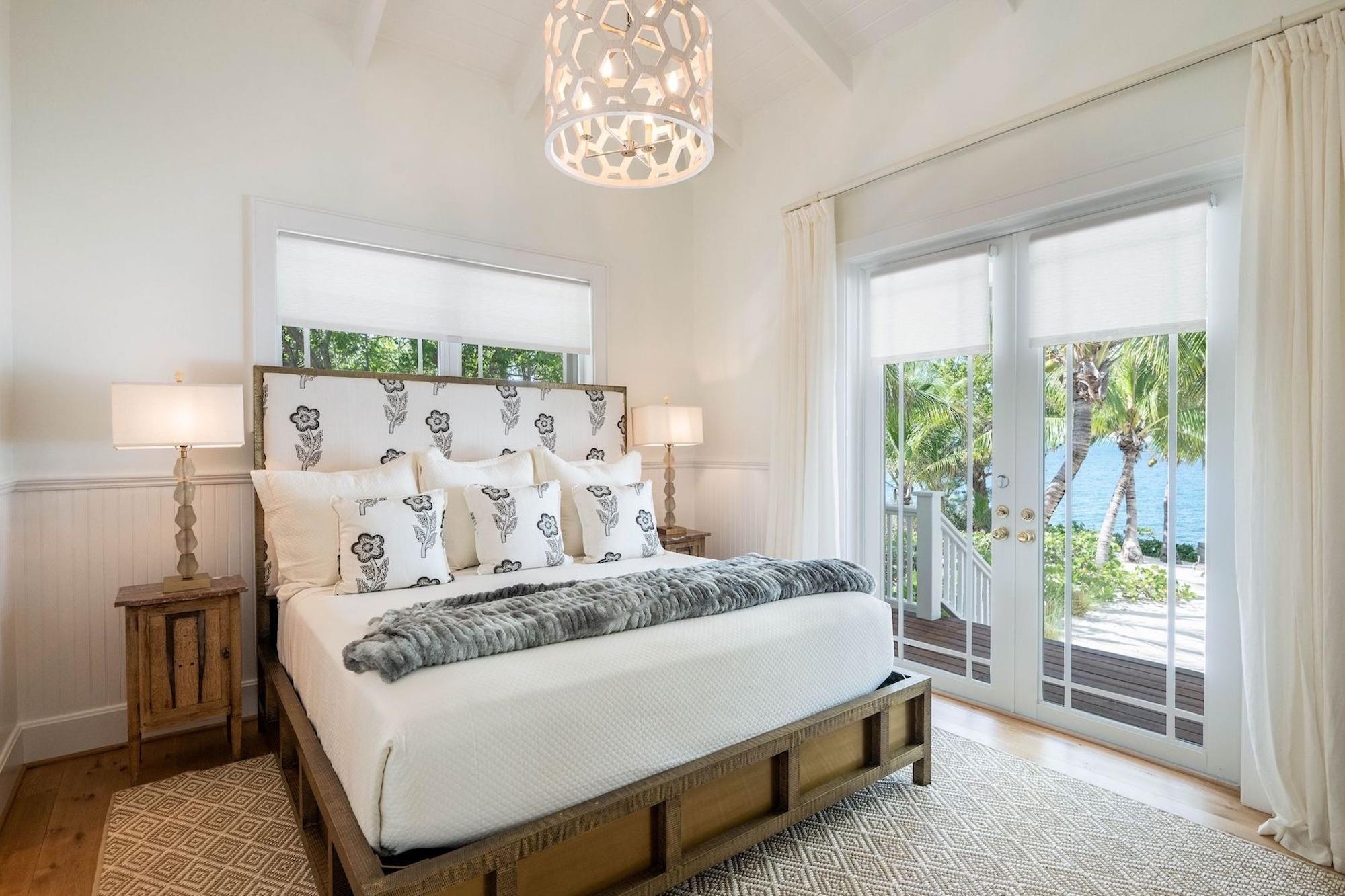 #38 SEASIDE DRIVE