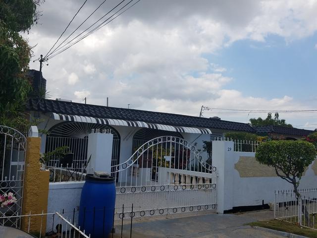 EBRELE DRIVE