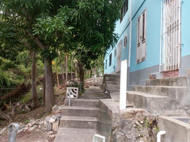 10 SHAW PARK, ST. ANN Lot