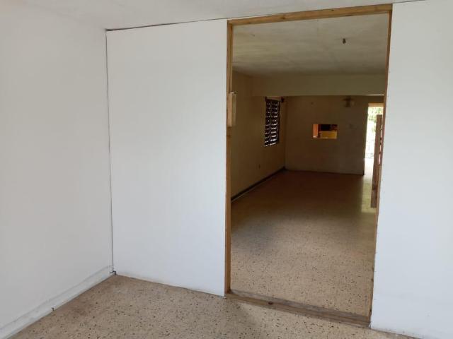 10 SHAW PARK, ST. ANN Lot