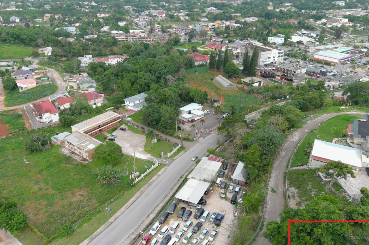 Lot's for sale in Cross Keys, Manchester, Jamaica