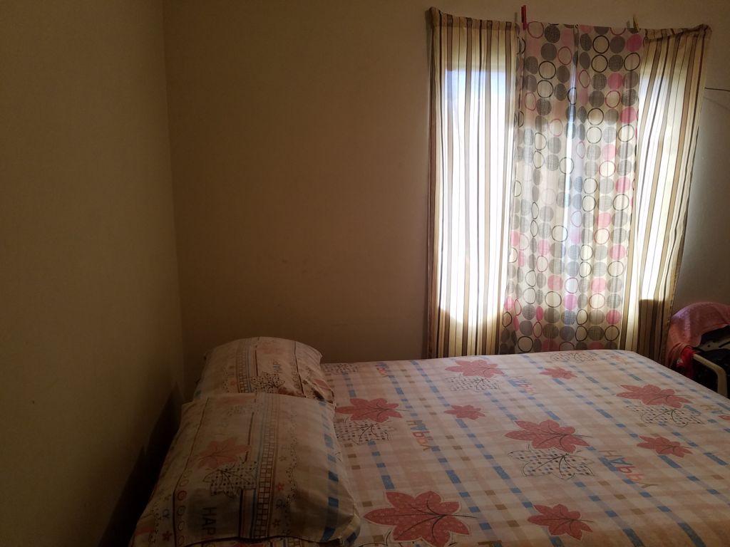 No. 8 PICCADILLY DRIVE