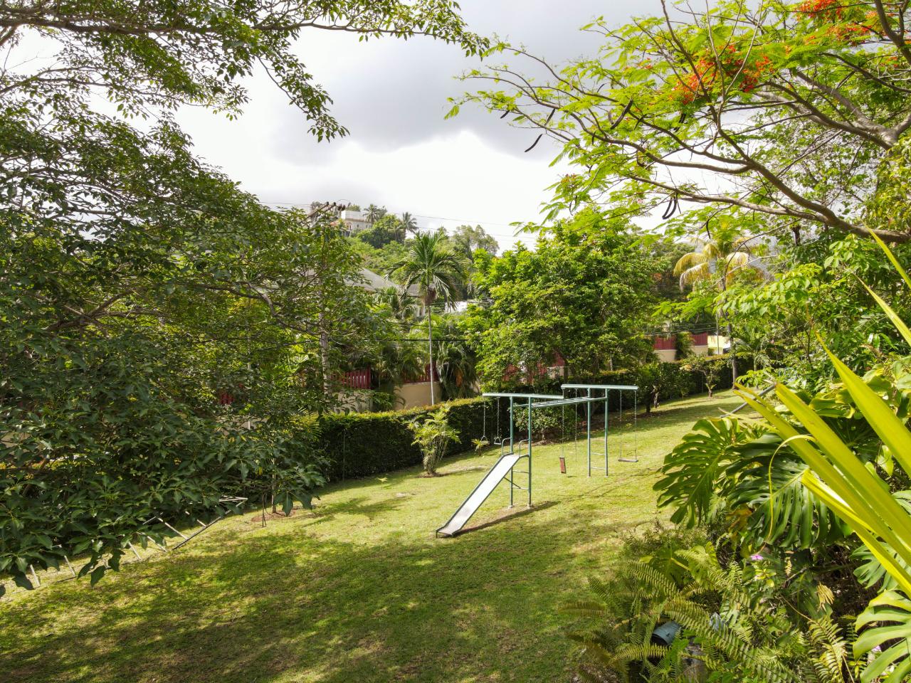 Home's for rent in Washington Gardens, St. Andrew, Jamaica
