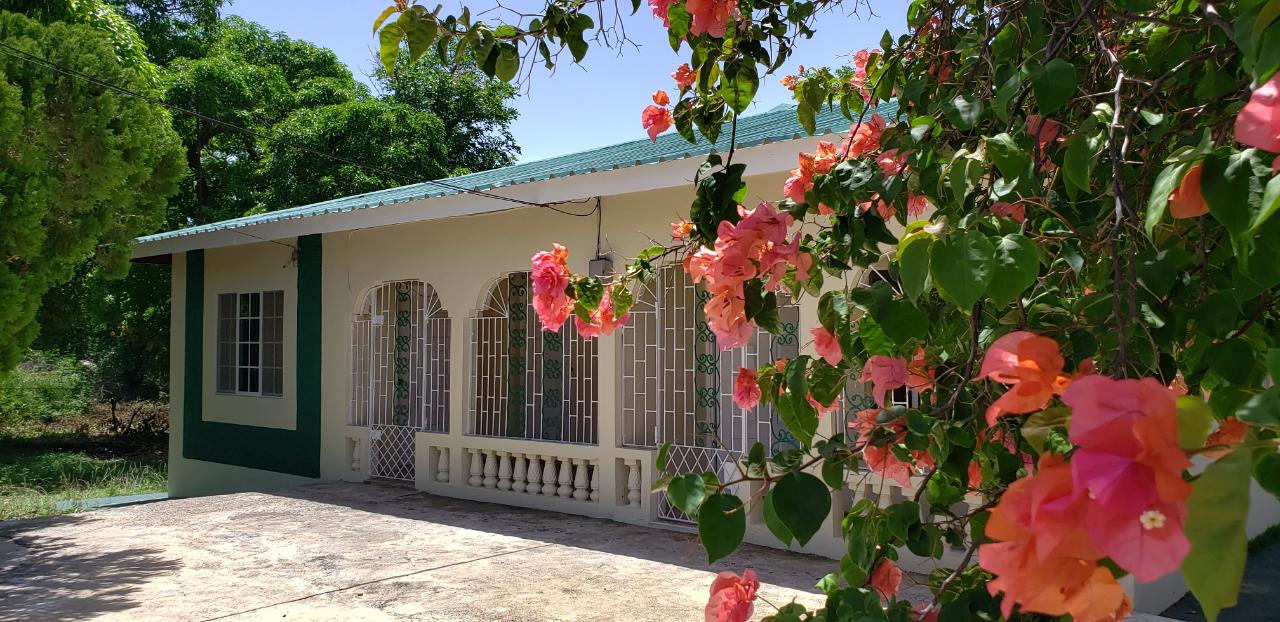 Home's for sale in Hayes, Clarendon, Jamaica