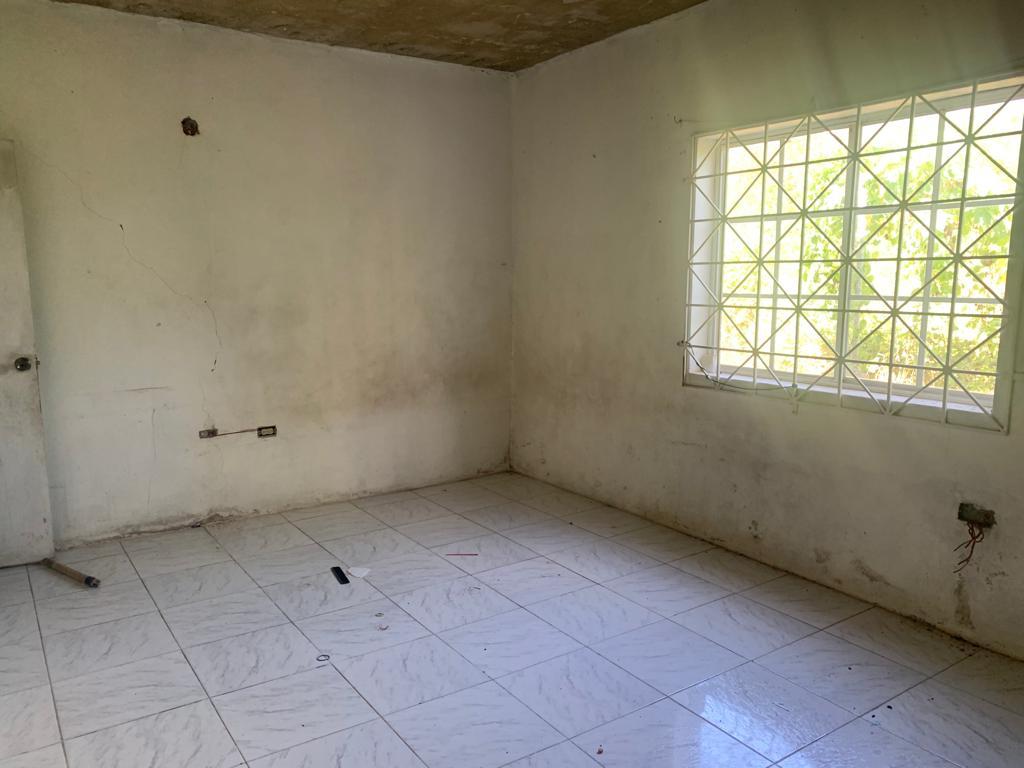 76 SUMMIT POINTE DRIVE