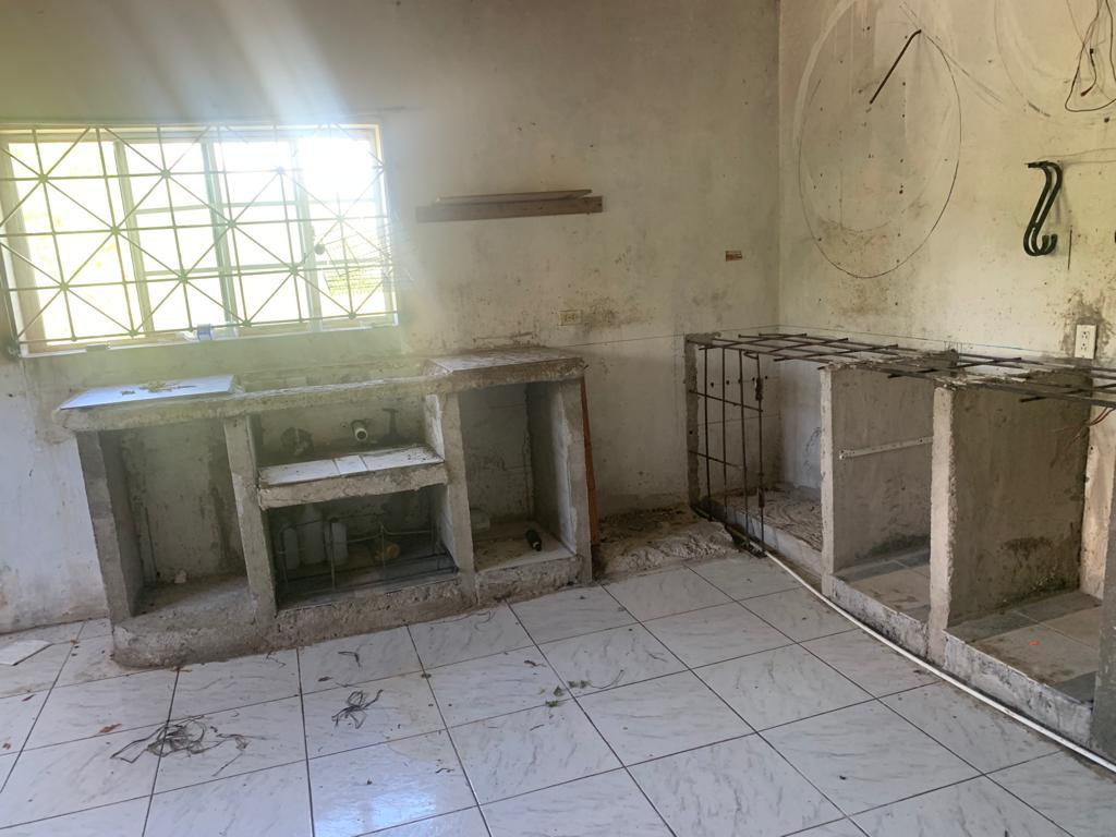 76 SUMMIT POINTE DRIVE