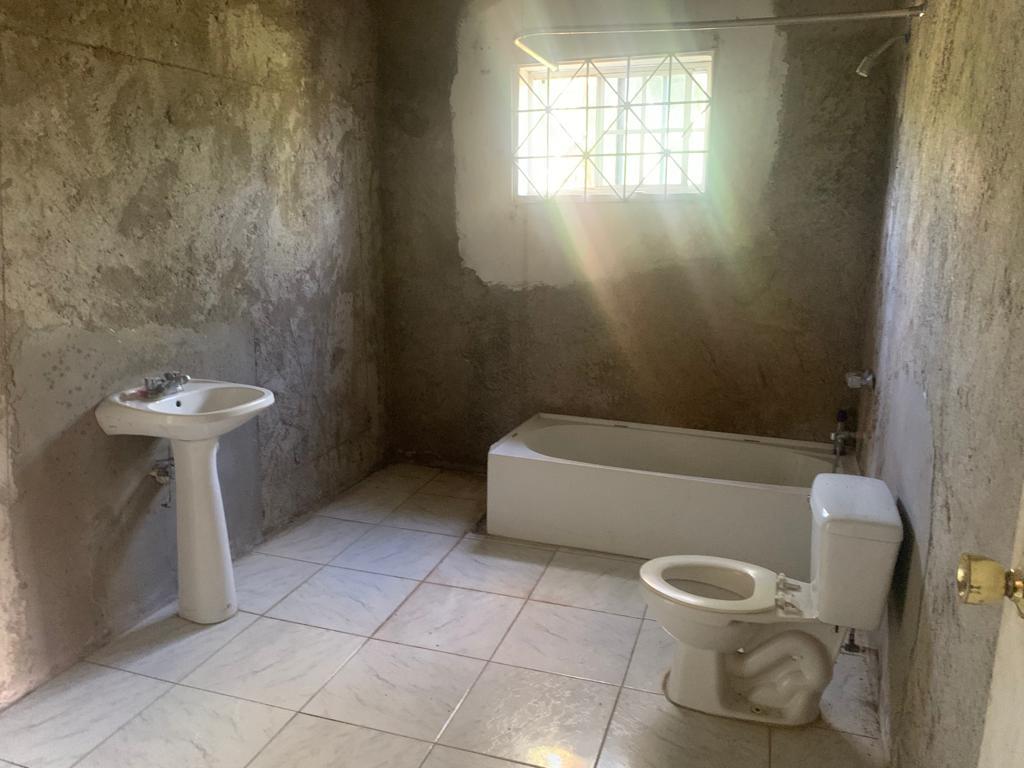 76 SUMMIT POINTE DRIVE