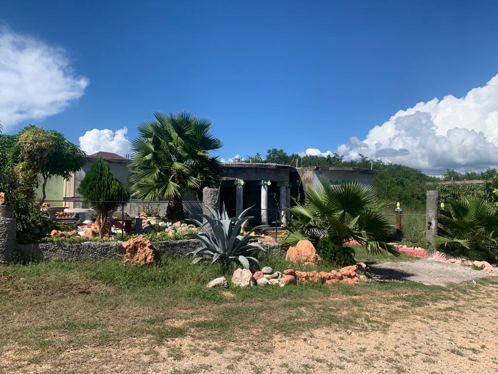 76 SUMMIT POINTE DRIVE