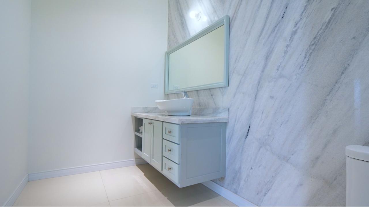 Property Image 76
