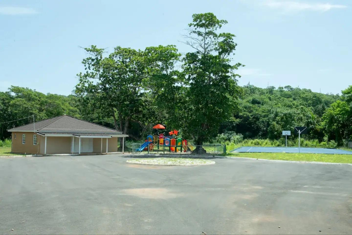 Property Image 8