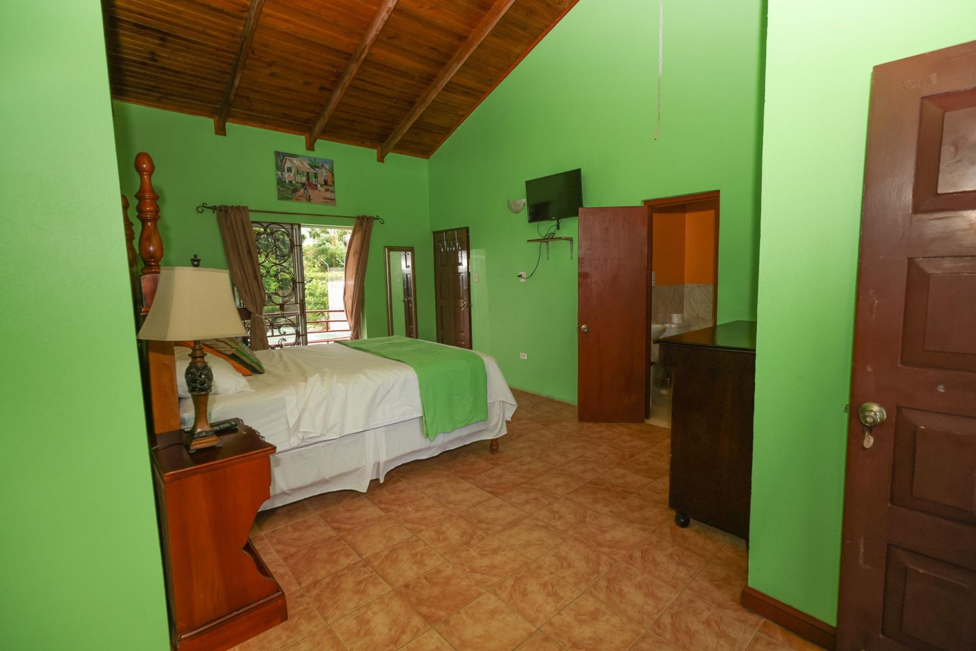 Property Image 38
