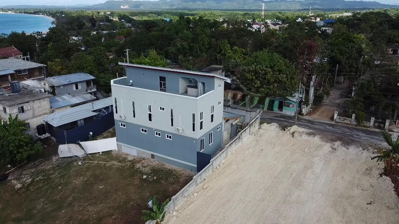 Property Image 43