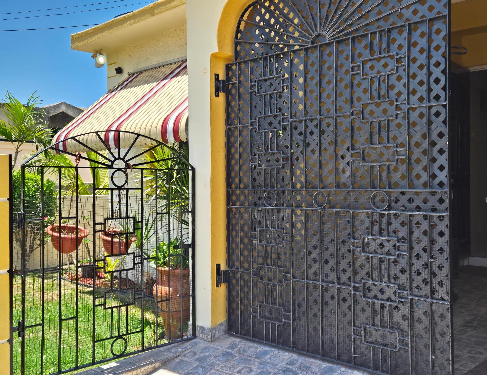 Property Image 4