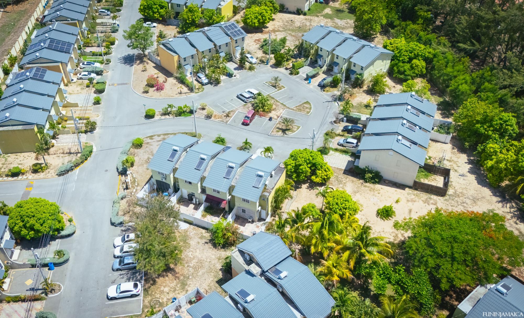 Portmore Country Club 2 51