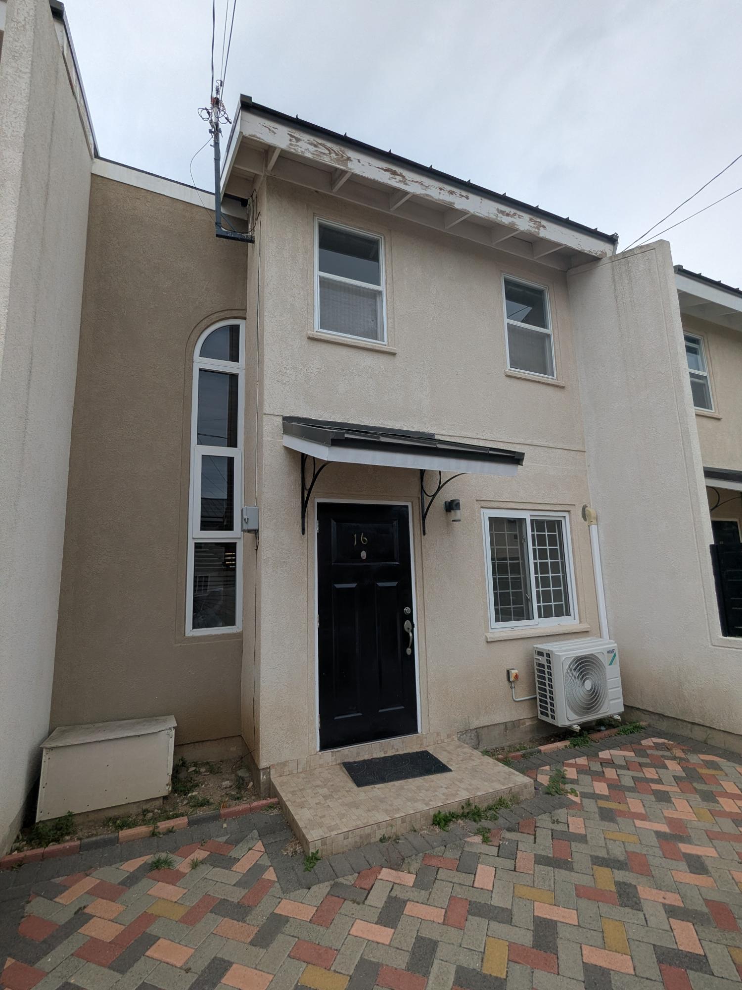 SE 1st ST East Queens Park Greater TH #16