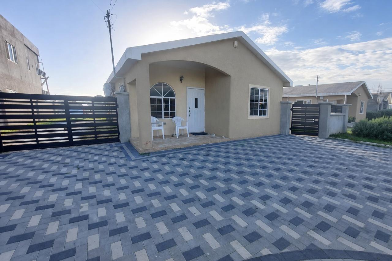 Lot 866 Phoenix Park Village