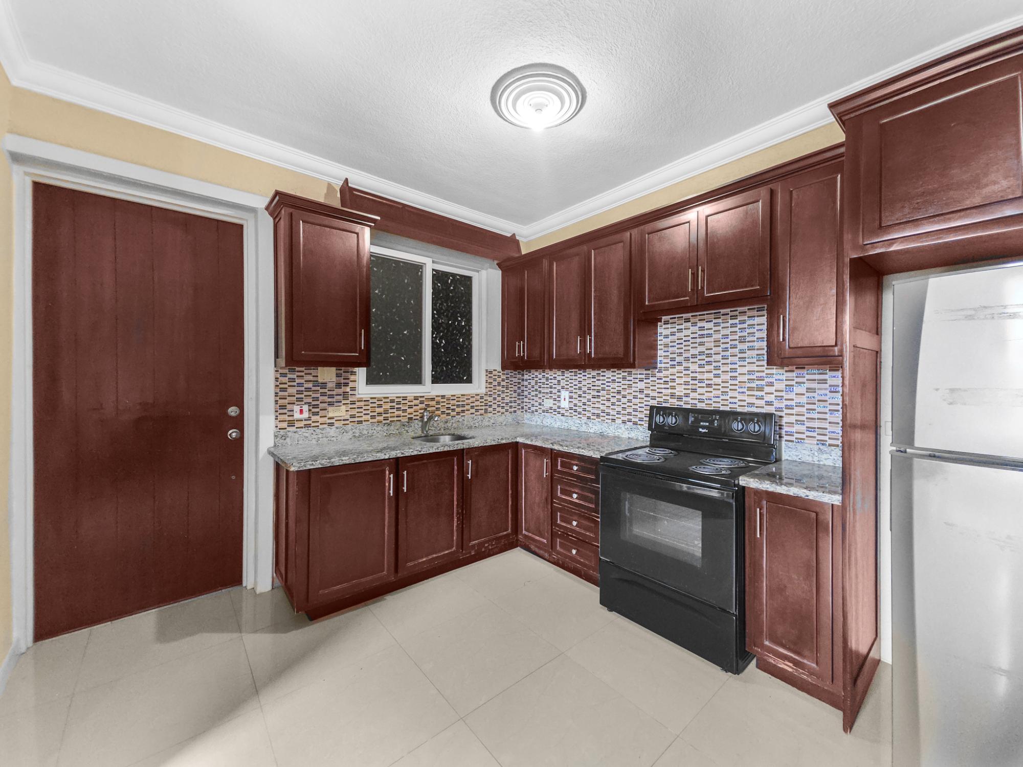 9-11 Washington Drive 29