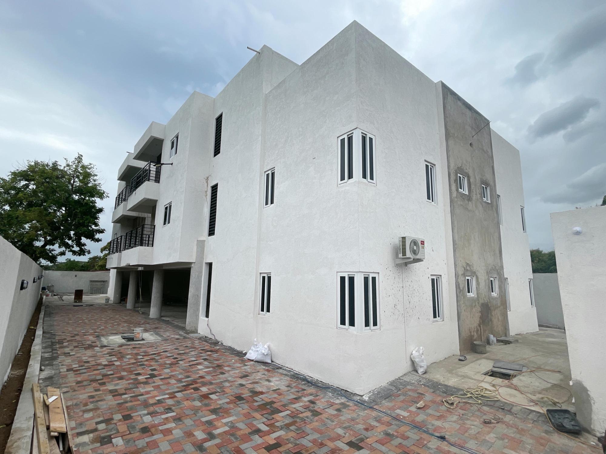 22 Montery  Ave APT A1