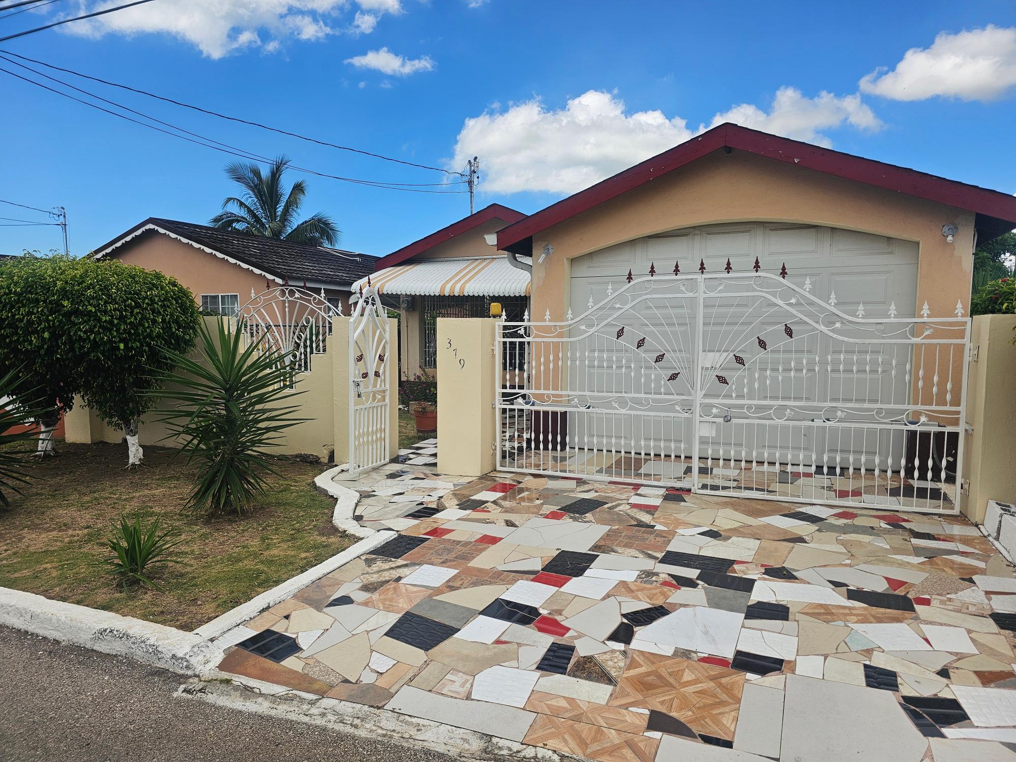 27 Drift Avenue, New Harbour