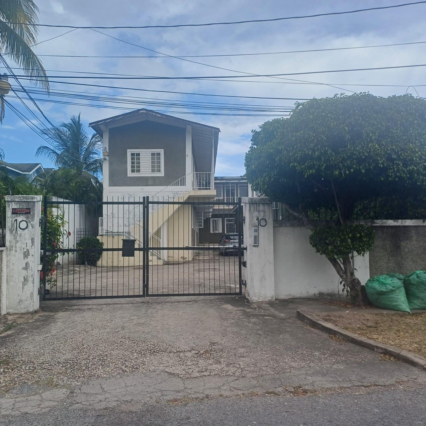 10 Sandhurst Crescent Unit #3