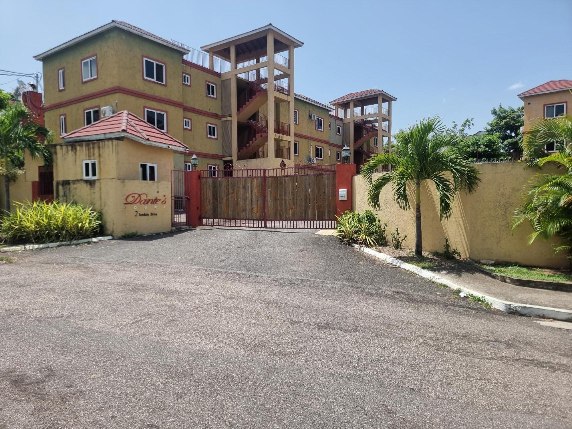 2 Sandale Drive 15