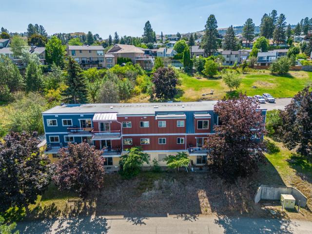 Discover this charming 2-bedroom, 1-bathroom unit in the desirable Sahali neighborhood of Kamloops, perfectly positioned near amenities and Thompson Rivers University. Recently updated, it features a modern kitchen, fresh paint, in-suite laundry, and ample storage. The expansive deck offers stunning views of the city and Thomson Valley foothills. Enjoy low strata fees ($259.22), plentiful parking, and proximity to Peterson Creek Park. The complex boasts a fresh exterior with new siding and windows. Ideal for first-time buyers or investors, this pet-friendly unit allows rentals and includes strata approval for one dog or cat. A prime opportunity for comfortable living or a smart investment in a sought-after location. Access to TRU. 24 hours notice for showings