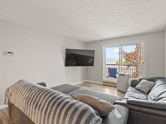 1810 Summit Drive 19
