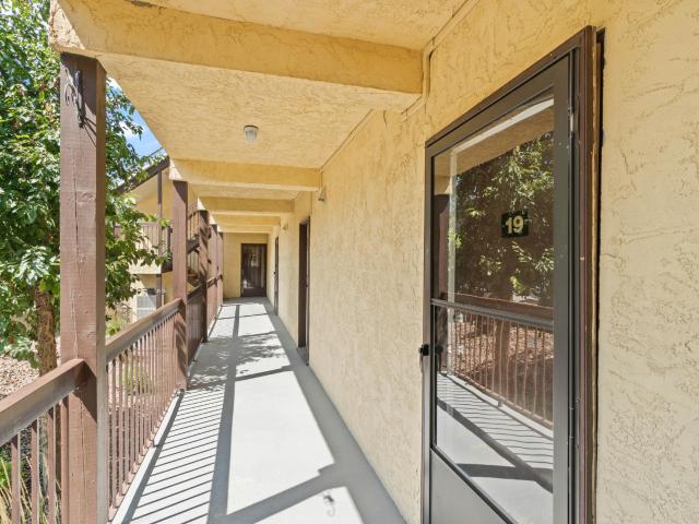 1810 Summit Drive 19