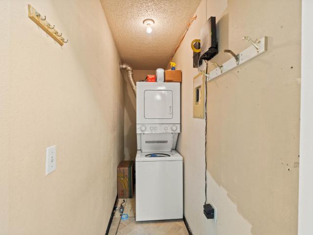 1810 Summit Drive 19