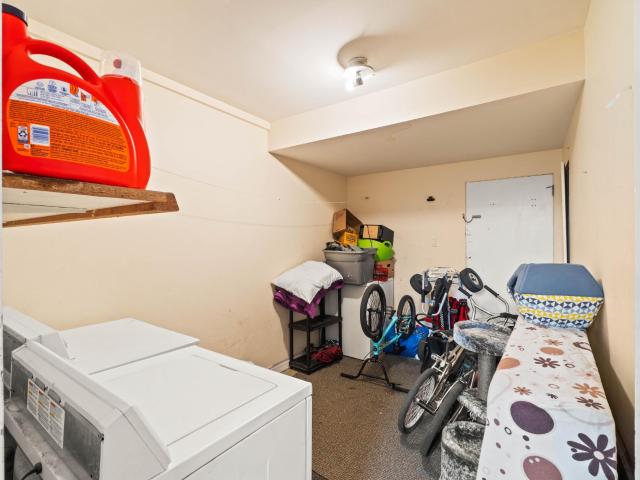 825 Hill Street 101