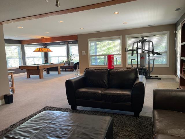 1491 Pine Cres