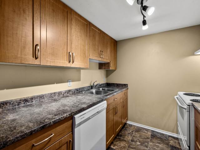 1750 Summit Drive 37