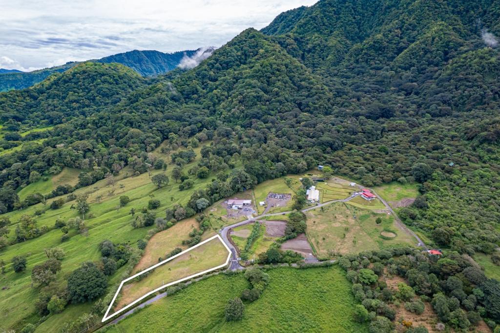 Stunning Land For Sale in Volcan Panama | Casa Solution Real Estate ...