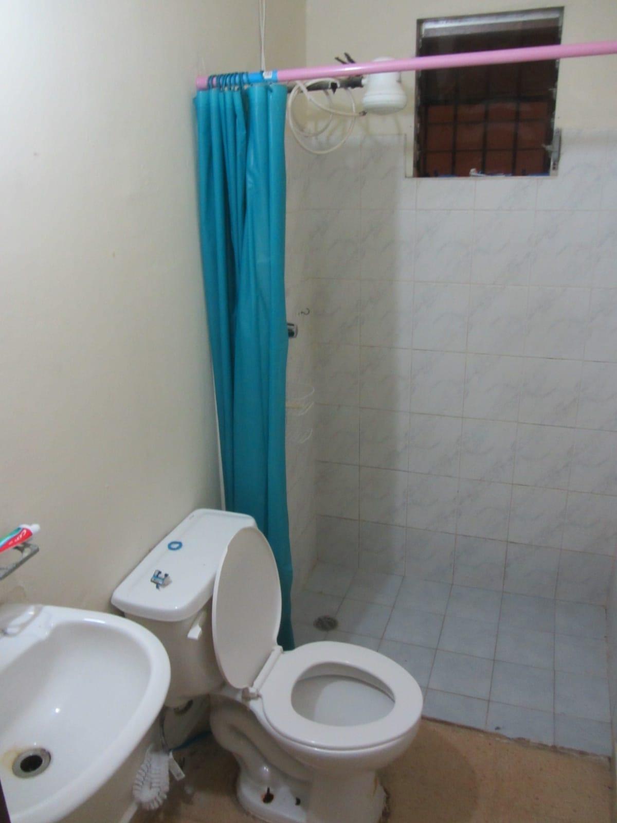 Listing Photo 12