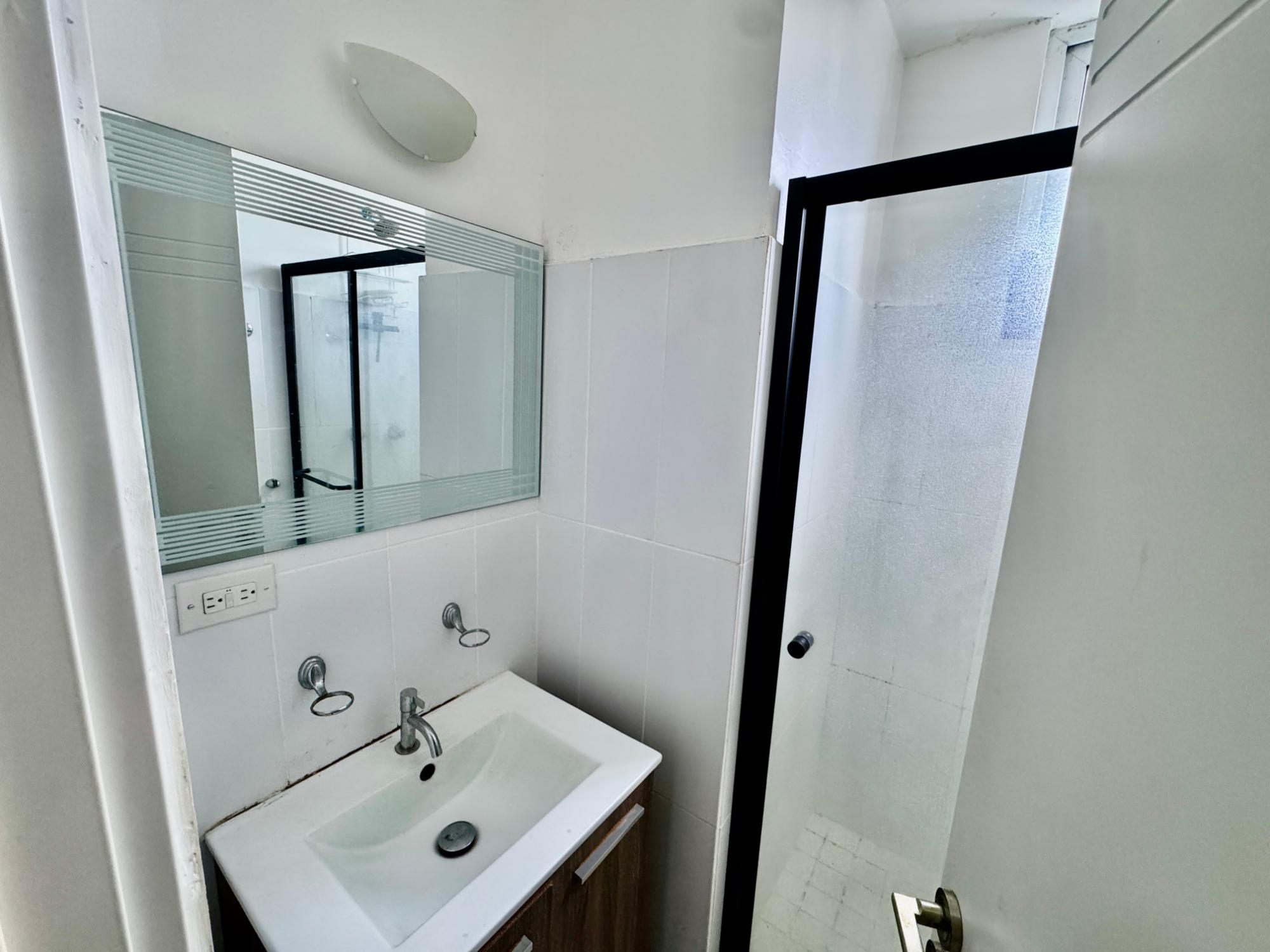 Listing Photo 9