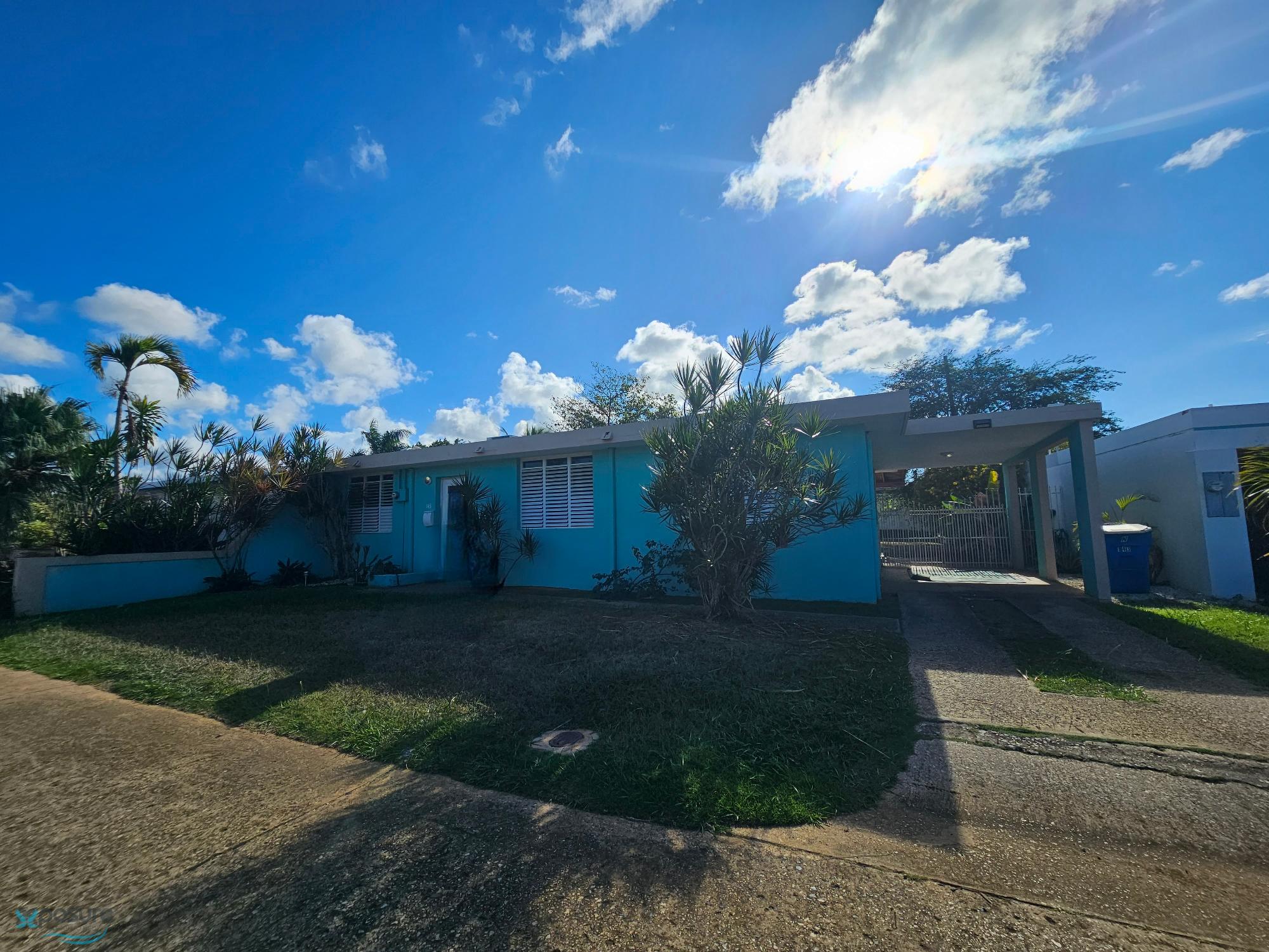 Residencia en Venta - Aguadilla