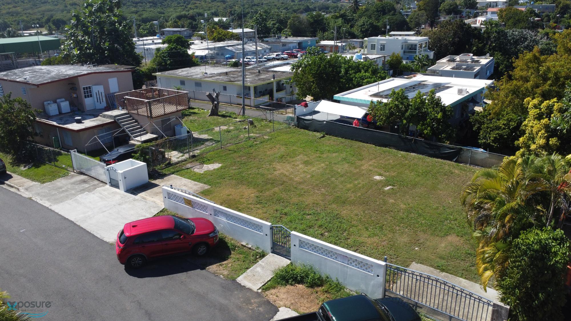 27 CALLE DEL PARQUE - 00662 -  - Isabela