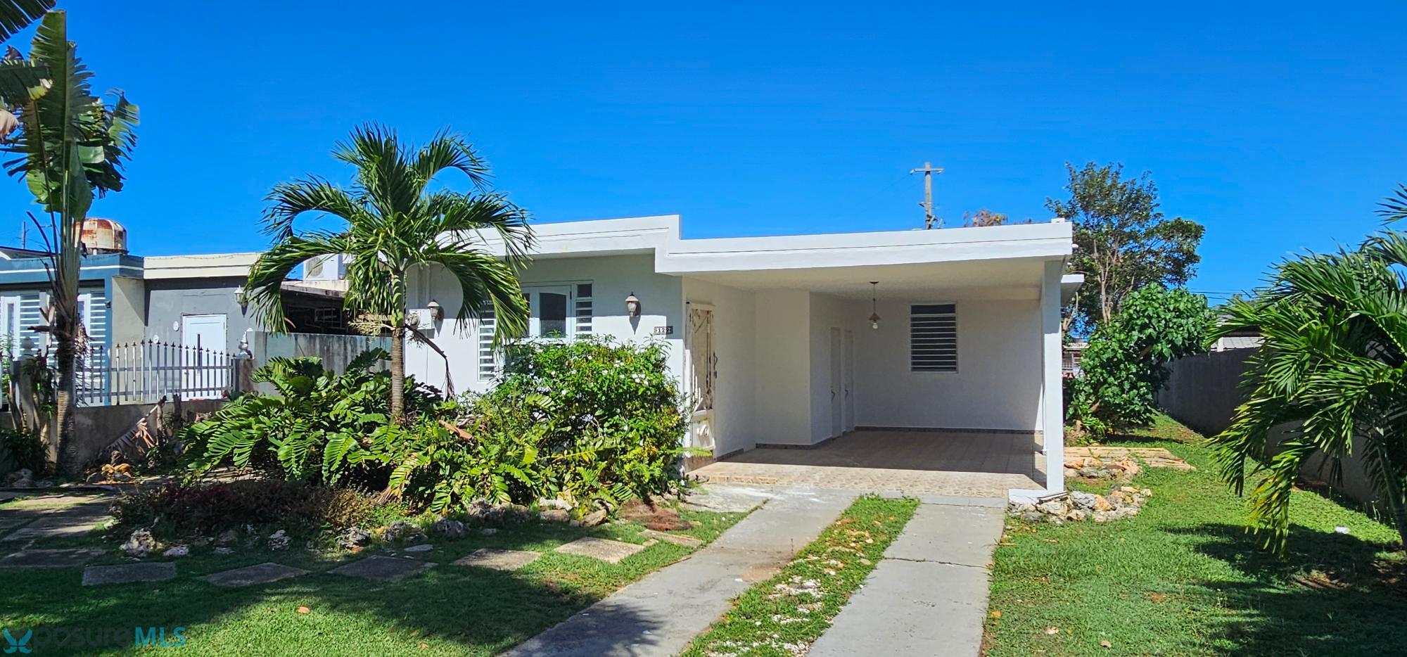 Casa en Alquiler - Aguadilla