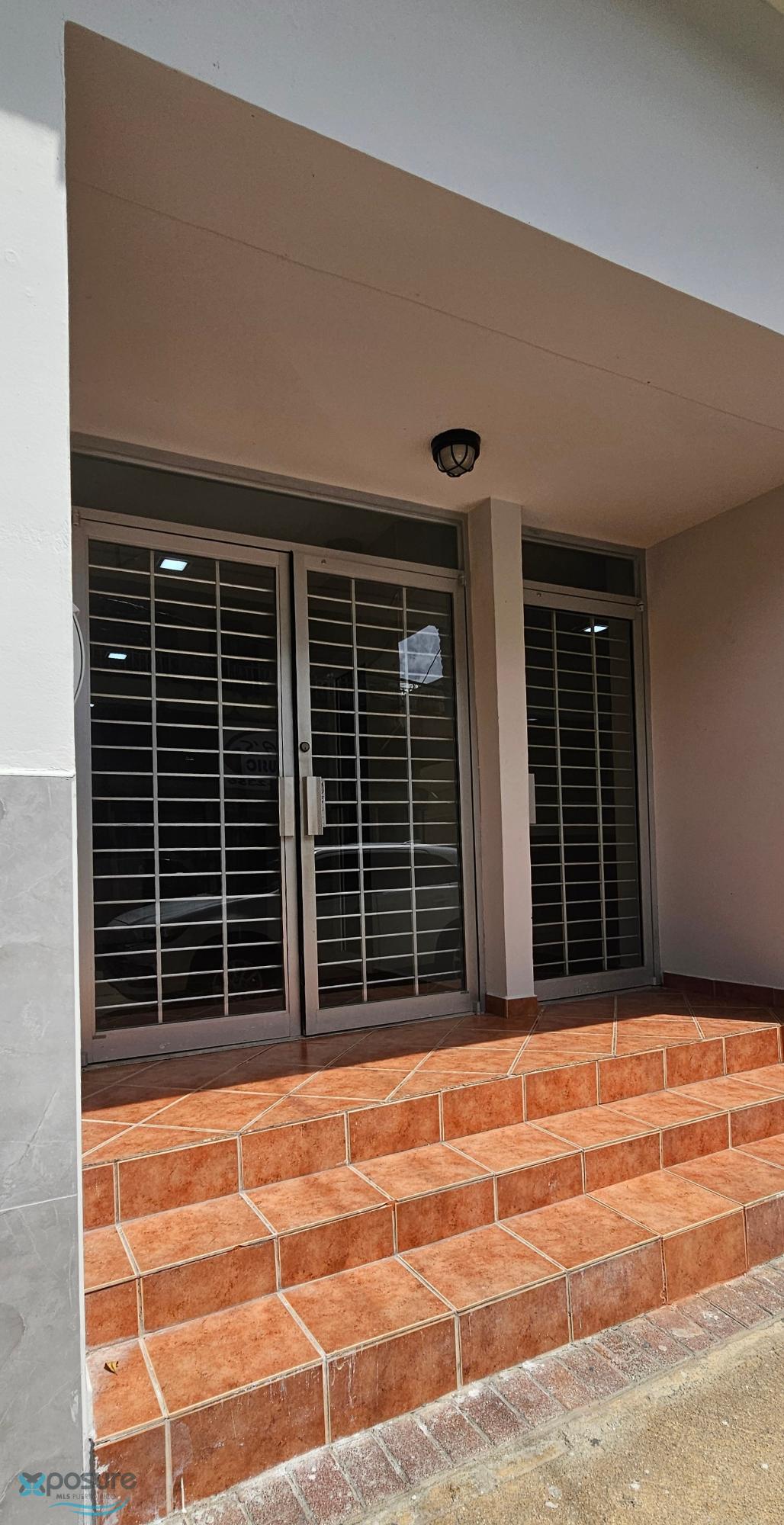 Residencia en Venta - Aguadilla