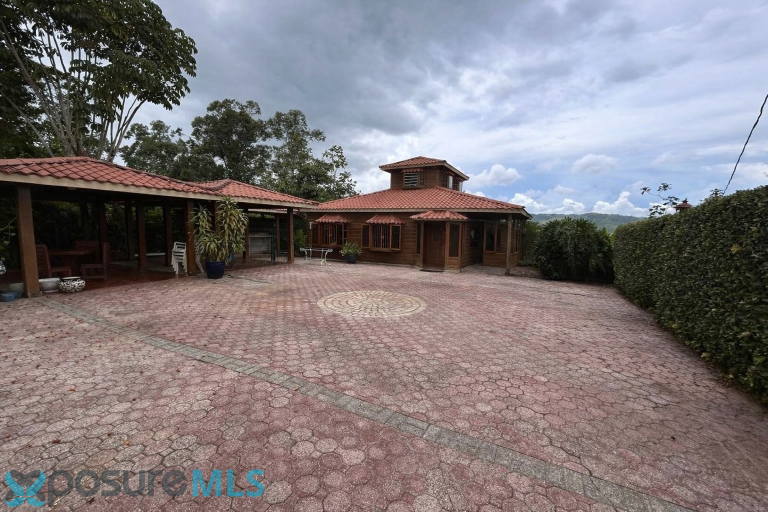 Casa en Venta - Corozal