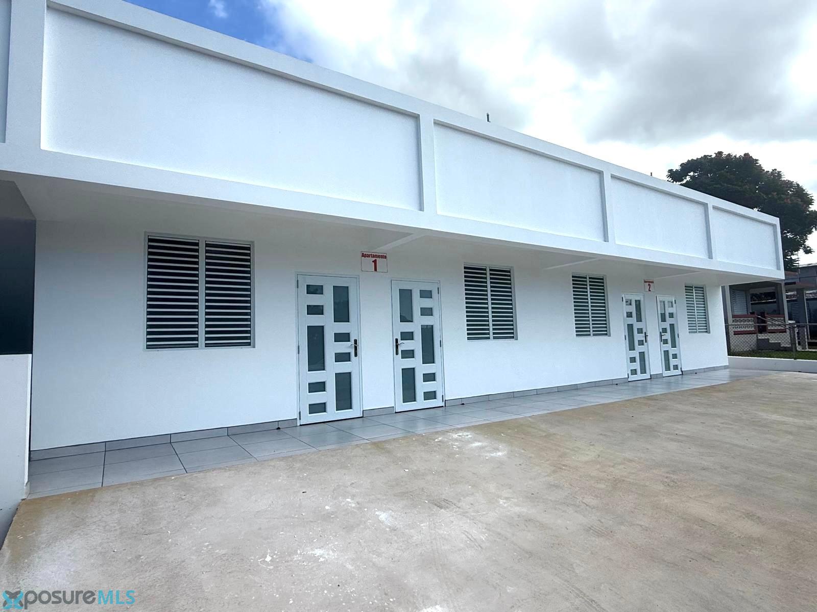 Residencia en Alquiler - Aguadilla