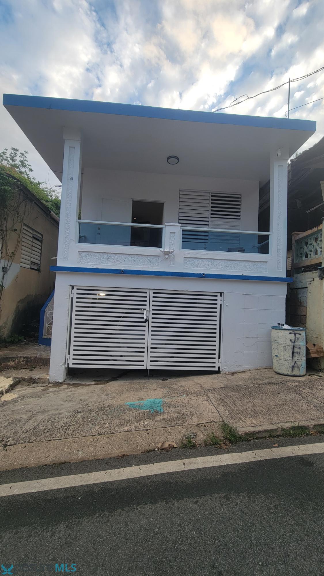 Casa en Venta - Aguadilla
