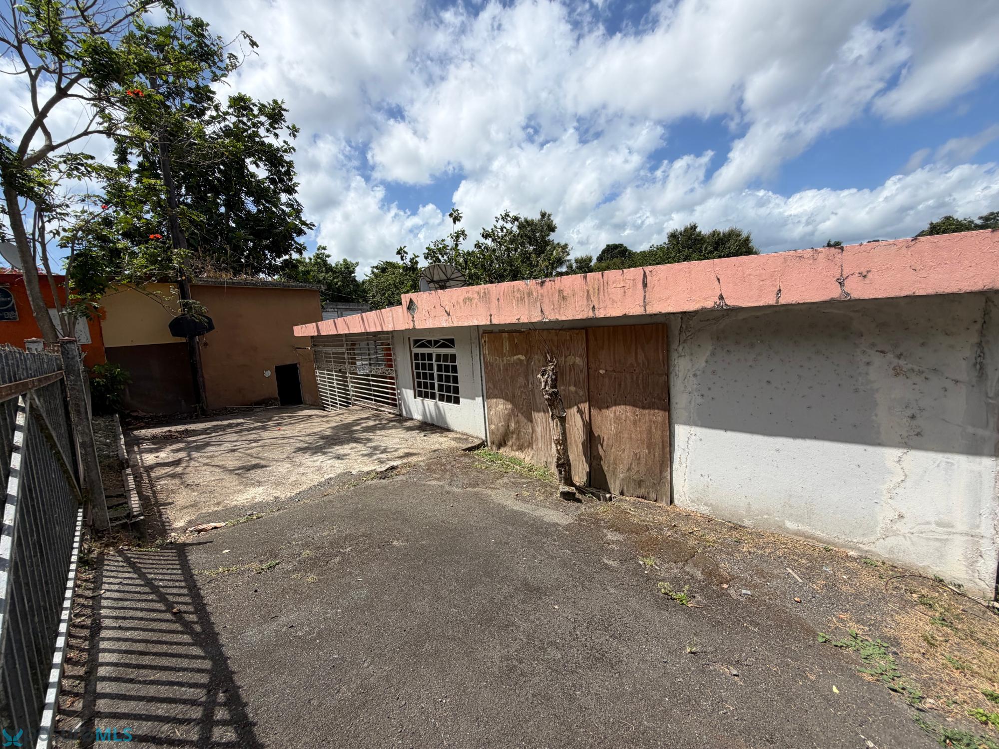 Residencia en Venta - Bayamón