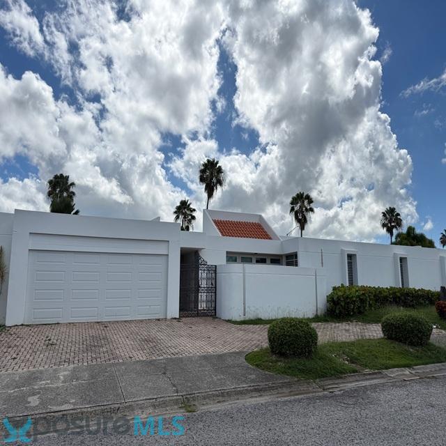 Casa en Alquiler - Ponce