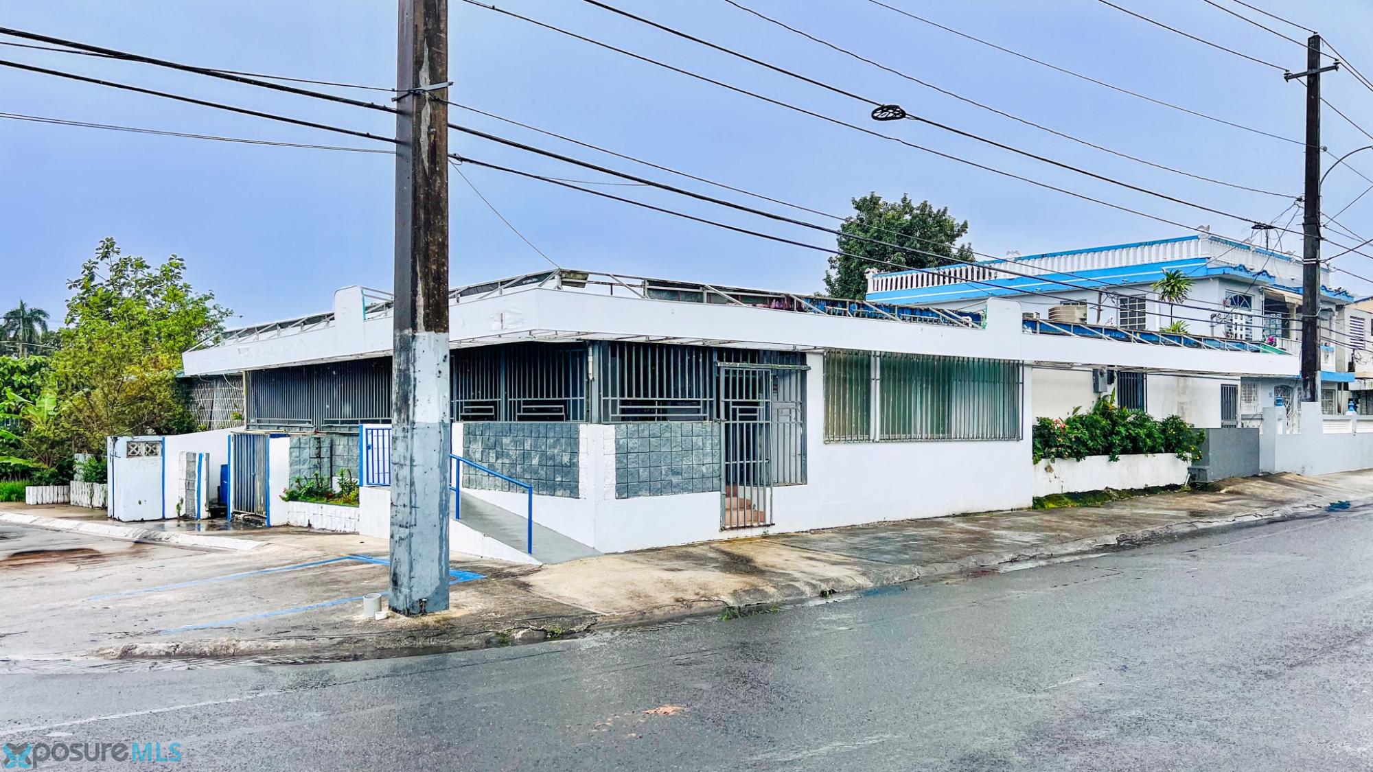 Residencia en Venta - Trujillo Alto