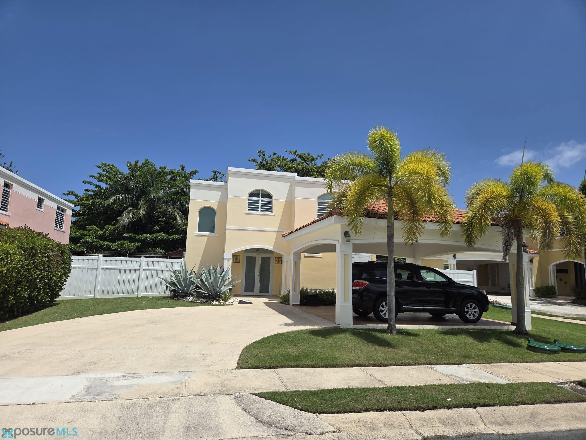 Yabucoa,  Vega Alta  00692