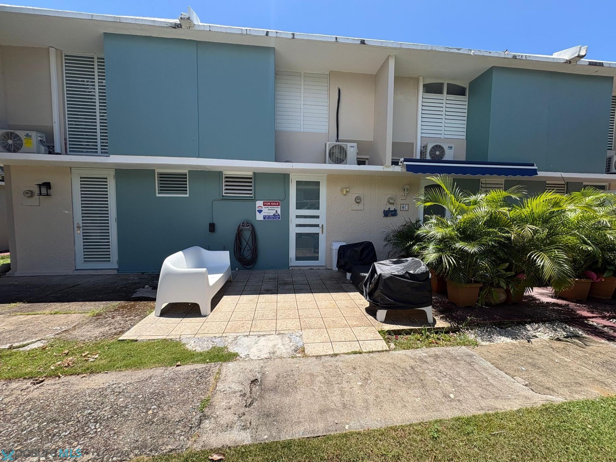 Culebra,  Arroyo Beach,Walk Up 00714