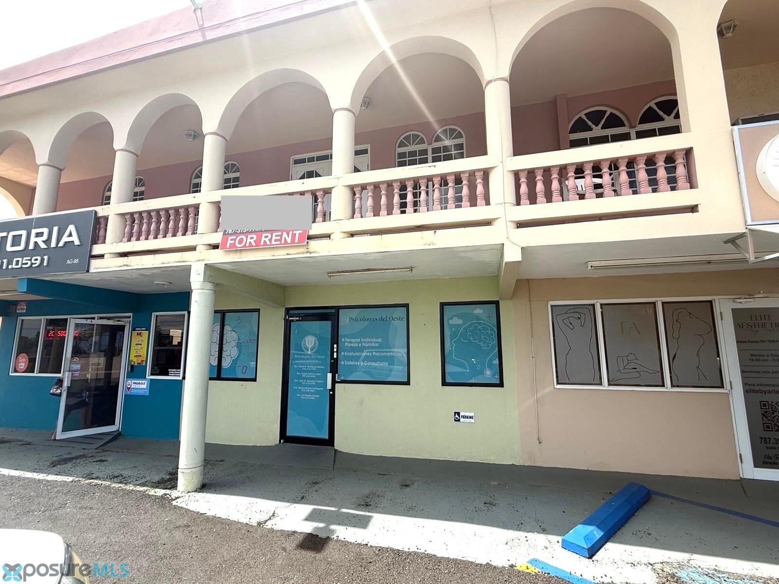 Residencia en Alquiler - Aguadilla